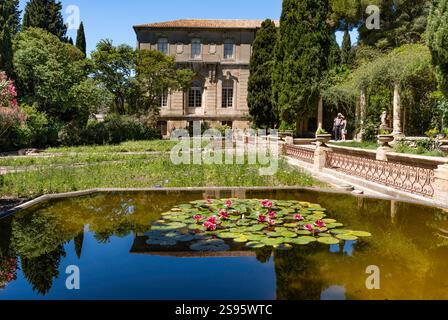 Gärten außerhalb von Avignon, Provence, Frankreich, Europa Stockfoto