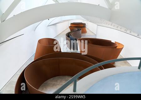 Richard Serra, The Matter of the Time, 1994-2005, Guggenheim Museum, Bilbo-Bilbao, Biskaya, Baskenland, Spanien. Stockfoto