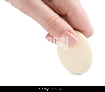 Frau mit Radiergummi auf weißem Hintergrund, Nahaufnahme Stockfoto