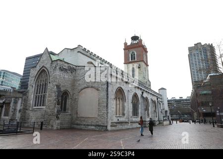 St Giles Cripplegate Anglican Church in The Barbican Estate, City of London, England Stockfoto