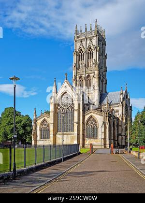 UK, South Yorkshire, Doncaster, Doncaster Minster oder St. George's Church. Stockfoto