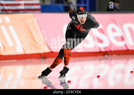 CALGARY, ab, KANADA - 25. JANUAR: Ted-Jan Bloemen (CAN) Rennen während der 10000 m langen Männer Division A bei ISU World Cup Speed Skating #3 am 25. Januar 2025 im Olympic Oval in Calgary, ab, Kanada (Foto: David Kirouac) Credit: dpa Picture Alliance/Alamy Live News Stockfoto