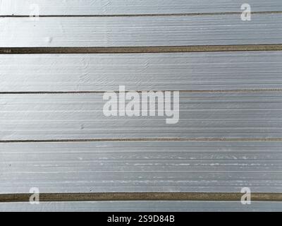 Luftaufnahme von Kunststoffplatten auf Spargelfeldern, Niederlande Stockfoto