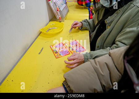 Taiwan - 19. November 2024: Taiwan Lotto Scratch-off-Tickets, Taiwan-Rubbelkarte. Chinesisches Neujahr Stockfoto