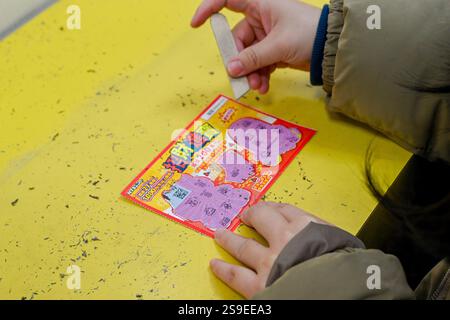 Taiwan - 19. November 2024: Taiwan Lotto Scratch-off-Tickets, Taiwan-Rubbelkarte. Chinesisches Neujahr Stockfoto