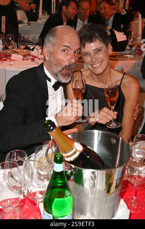 Christoph Maria Herbst mit Ehefrau Gisi Herbst beim 49. Deutsche Filmball 2025 im Hotel Bayerischer Hof. München, 25.01.2025 Stockfoto