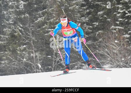 Antholz, Italien. Januar 2025. ANTHOLZ-ANTERSELVA, ITALIEN - 26. JANUAR: Sonja Leinamo aus Finnland tritt am 26. Januar 2025 in Antholz-Antholz, Italien, an der 4x6km-Staffel der Frauen des IBU World Cup-Biathlons in Antholz-Anterselva an.250126 SEPA 24 041 - 20250126 PD5404 Credit: APA-PictureDesk/Alamy Live News Stockfoto