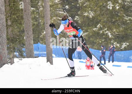 Antholz, Italien. Januar 2025. ANTHOLZ-ANTERSELVA, ITALIEN - 26. JANUAR: Susan Kuelm aus Estland tritt am 26. Januar 2025 in Antholz-Antholz, Italien, während der Frauen 4x6km Staffel des IBU World Cup Biathlon in Antholz-Antholz an.250126 SEPA 24 037 - 20250126 PD5409 Credit: APA-PictureDesk/Alamy Live News Stockfoto