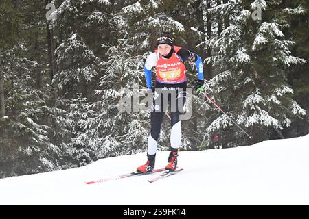 Antholz, Italien. Januar 2025. ANTHOLZ-ANTERSELVA, ITALIEN - 26. JANUAR: Tuuli Tomingas aus Estland tritt am 26. Januar 2025 in Antholz-Anterselva (Italien) an. 250126 SEPA 24 074 - 20250126 PD6112 Credit: APA-PictureDesk/Alamy Live News Stockfoto