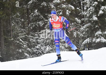Antholz, Italien. Januar 2025. ANTHOLZ-ANTERSELVA, ITALIEN - 26. JANUAR: Samuela Comola aus Italien tritt am 26. Januar 2025 in Antholz-Anterselva, Italien, bei der Frauen 4x6km Staffel des IBU World Cup Biathlons Antholz an.250126 SEPA 24 059 - 20250126 PD6204 Credit: APA-PictureDesk/Alamy Live News Stockfoto