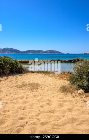 Fanos Strand mit feinem Sand im Süden von Koufonisi. Kleine Kykladen, Griechenland Stockfoto