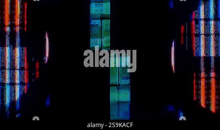Kameraeffekt gestört. Retro-VHS-Hintergrund. Alte Videovorlage. Kein Signal. Statisches TV-Geräusch, schlechtes TV-Signal Stockfoto