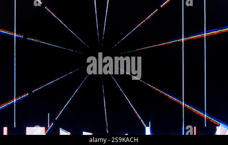 Kameraeffekt gestört. Retro-VHS-Hintergrund. Alte Videovorlage. Kein Signal. Statisches TV-Geräusch, schlechtes TV-Signal Stockfoto