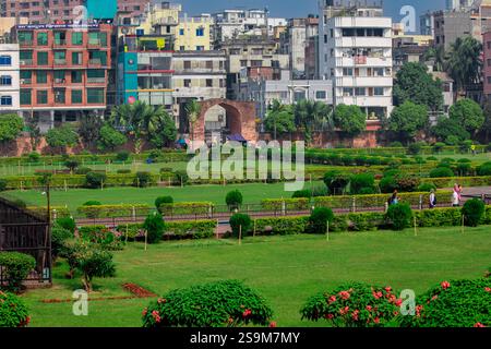 Lalbagh Fort, ein historisches Mogulfort aus dem 17. Jahrhundert in Dhaka, Bangladesch, mit seiner atemberaubenden Architektur und seinem reichen kulturellen Erbe Stockfoto