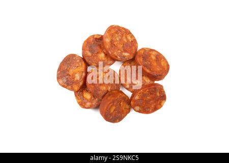 Chorizo ​​slices, isoliert, auf weißem Hintergrund Stockfoto