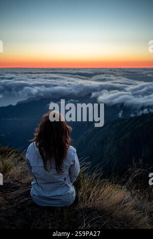 Majestätischer Bergblick in Dawn - Madeira, Portugal Stockfoto