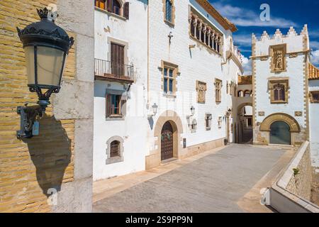 Wunderschöner Palau de Maricel in Sitges Küstenstadt, Costa Brava, Katalonien, Spanien Stockfoto