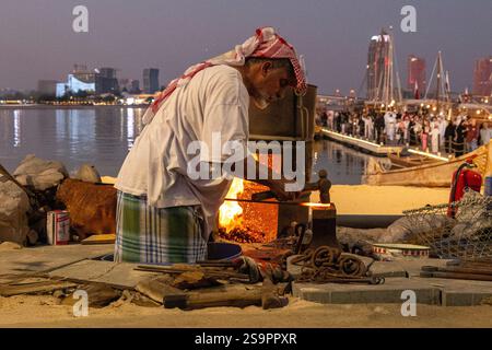 Traditionelles arabisches Fischerleben traditionelles Dhow-Festival Katara Doha Katar Stockfoto