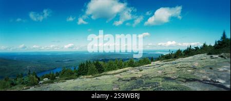 Panoramablick vom Gipfel des Cadillac Mountain, Acadia National Park, Maine, USA Stockfoto