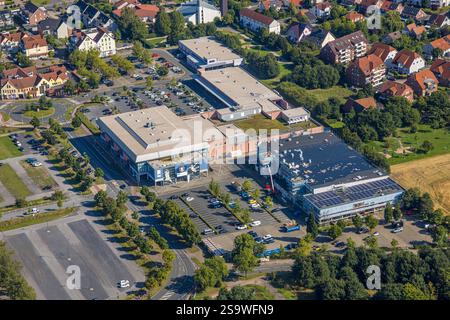 Blick aus der Vogelperspektive, Westpress Arena und Beta Finanz Eissportarena mit Modernisierungs- und Renovierungsarbeiten, hinter dem Einkaufszentrum mit Aldi und Edeka Stockfoto