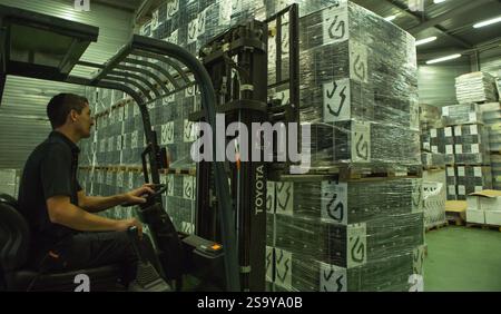FRANKREICH. HAUTE-CORSE ((2B) BORGO. GENOSSENSCHAFT UVAL (UNION DES VIGNERONS ASSOCIES DU LEVANT) Stockfoto