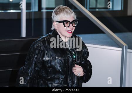 Mailand, Italien. Januar 2025. Catherine Martin besucht die Prada Party während der Mailand Herrenmode Herbst/Winter 2025-2026 Fashion Week am 19. Januar 2025 in Mailand (Foto: Alessandro Bremec/NurPhoto). Quelle: NurPhoto SRL/Alamy Live News Stockfoto