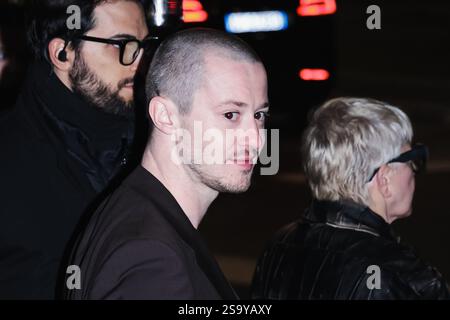 Mailand, Italien. Januar 2025. Joseph Quinn nimmt an der Prada Party während der Mailand Herrenmode Herbst/Winter 2025 - 2026 Fashion Week am 19. Januar 2025 in Mailand Teil. (Foto: Alessandro Bremec/NurPhoto) Credit: NurPhoto SRL/Alamy Live News Stockfoto
