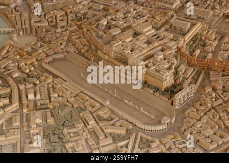 Modell des kaiserlichen Roms von I. Gismondi (1933-1955). Wiederaufbau der Stadt im Zeitalter von Konstantin, 3. Jahrhundert. Sclale von 1:250. Das Museum von Rom Stockfoto