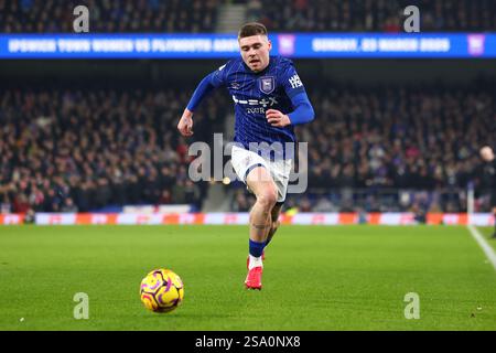 Leif Davis von Ipswich Town - Ipswich Town V Brighton & Hove Albion, Premier League, Portman Road, Ipswich, Großbritannien - 16. Januar 2025 nur redaktionelle Verwendung - es gelten Einschränkungen bei DataCo Stockfoto