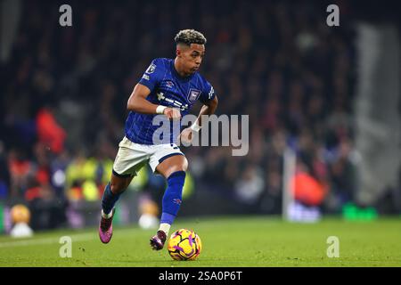 Omari Hutchinson aus Ipswich Town - Ipswich Town V Brighton & Hove Albion, Premier League, Portman Road, Ipswich, Großbritannien - 16. Januar 2025 nur redaktionelle Verwendung - es gelten Einschränkungen von DataCo Stockfoto