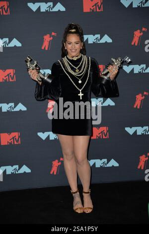 Rosalía im Pressesaal der MTV Video Music Awards am 26. August 2019 im Prudential Center in Newark, New Jersey Stockfoto