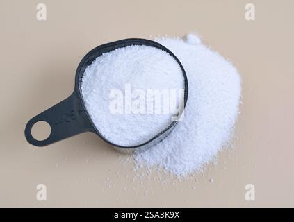 Natriumtriphosphat STP, auch Natriumtripolyphosphat STPP oder Tripolyphosphat TPP Stockfoto