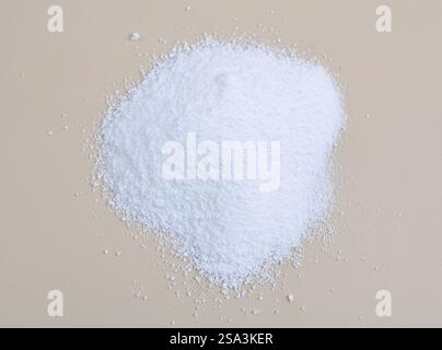 Natriumtriphosphat STP, auch Natriumtripolyphosphat STPP oder Tripolyphosphat TPP Stockfoto