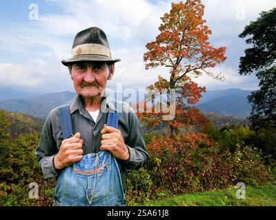 Ein Mondscheinmacher in den Blue Ridge Mountains in Appalachia, im Osten der Vereinigten Staaten. Stockfoto