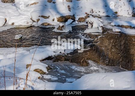 Ein kleiner Wasserfall am Codorus Creek, York County Pennsylvania Stockfoto