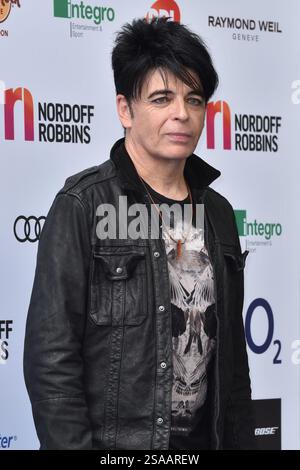 Gary Numan nimmt an den Nordoff Robbins O2 Silver Clef Awards im Grosvenor House Hotel in London, England, Teil. Juli 2019 Stockfoto