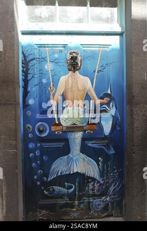 Farbenfrohe Tür in Funchal, Madeira Stockfoto