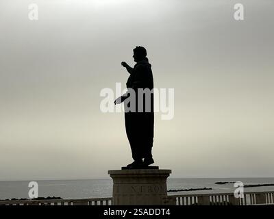 Statue des römischen Kaisers Nero in Anzio, Italien Stockfoto