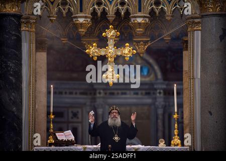 Rom Sonntag, 14. Mai 2023: Leiter der koptischen Kirche Alexandria Tawadros II. Feiert eine Messe in der Basilika St. Johannes Lateran in Rom. Stockfoto