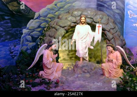Tac Sagt Katholische Kirche. Die Auferstehung. Jesus Christus erhebt sich von den Toten. Bac Lieu. Vietnam. . Stockfoto