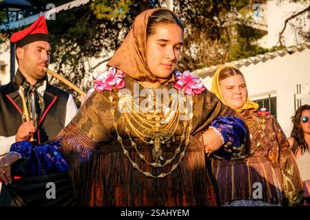 Traditioneller Country-Tanz 'Ball pagès', typischer ibizanischer Tanz, Portinax, Ibiza, Balearen, Spanien. Stockfoto
