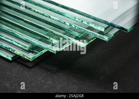 Glasplatten, superklare Float-Glasplatten. Stockfoto