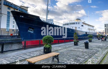 Fingal Luxury Floating Hotel am Wasser von Leith, Edinburgh, Schottland, Großbritannien Stockfoto