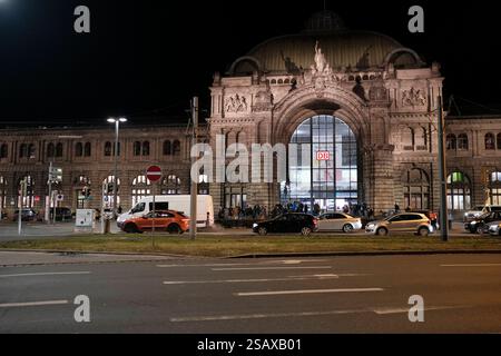 Nürnberger Hauptbahnhof bei Nacht Nürnberger Hauptbahnhof bei Nacht. *** Nürnberger Hauptbahnhof bei Nacht Nürnberg Hauptbahnhof bei Nacht Stockfoto