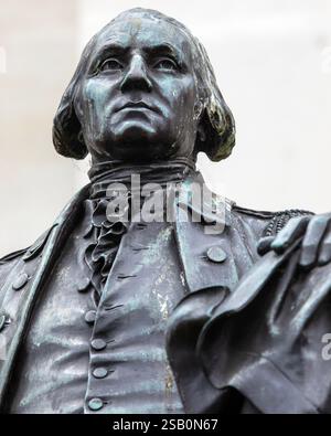 London, Großbritannien - 1. Juli 2024: Statue des Gründungsvaters und ersten Präsidenten der Vereinigten Staaten, George Washington, außerhalb der National Galle Stockfoto