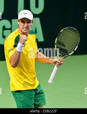 Stockholm, Schweden. Januar 31, 2025. Aleksandar Vukic (Australien) im Tennisspiel gegen den schwedischen Leo Borg im Davis Cup Spiel zwischen Schweden und Australien, das am 31. Januar 2025 in der Royal Tennis Hall in Stockholm ausgetragen wurde.Foto: Jonas Ekströmer/TT/Code 10030 Credit: TT News Agency/Alamy Live News Stockfoto