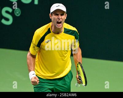 Stockholm, Schweden. Januar 31, 2025. Aleksandar Vukic (Australien) feiert nach dem Sieg des Tennisspiels gegen den schwedischen Leo Borg im Davis Cup Spiel zwischen Schweden und Australien in der Royal Tennis Hall in Stockholm, Schweden 31. Januar 2025.Foto: Jonas Ekströmer/TT/Code 10030 Credit: TT News Agency/Alamy Live News Stockfoto