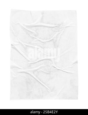 Leere weiße, zerknitterte und gefaltete Papierstruktur, isoliert auf weißem Hintergrund Stockfoto