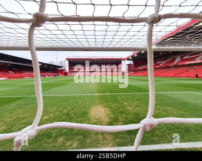 Nottingham, Großbritannien. Februar 2025. Vor dem Spiel im Nottingham Forest gegen Brighton & Hove Albion, EPL Match, am City Ground, Nottingham, Notts. Quelle: Paul Marriott/Alamy Live News Stockfoto