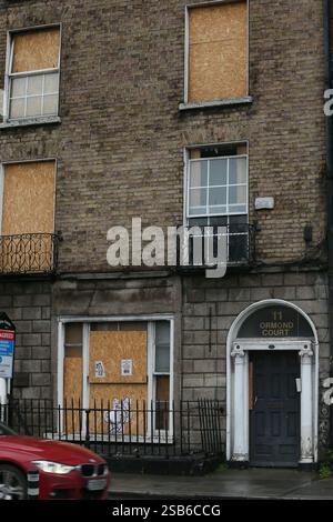 Dublin, Irland - 28. Januar 2025 - ein verschlossenes Wohnhaus am Ormond Quay in Dublin Stockfoto